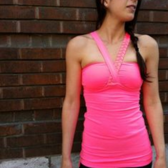 Bnwot Lululemon pink some like it hot tank. Size 6.